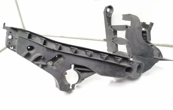 Audi A4 S4 B8 8K Headlight/headlamp mounting bracket 8K0805608A 2002838R