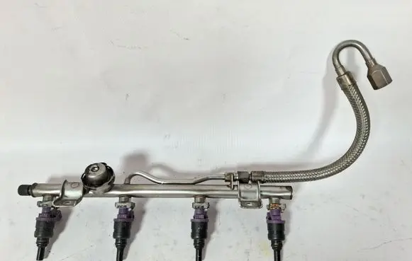 Mercedes-Benz SLK R170 Fuel injectors set A1110703095 3423700 0000787249