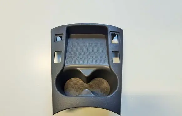 Cup holder front