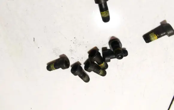 Hyundai i30 Nuts/bolts 