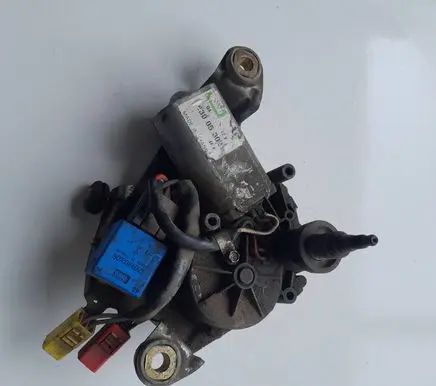 Peugeot 306 Rear window wiper motor 53005302