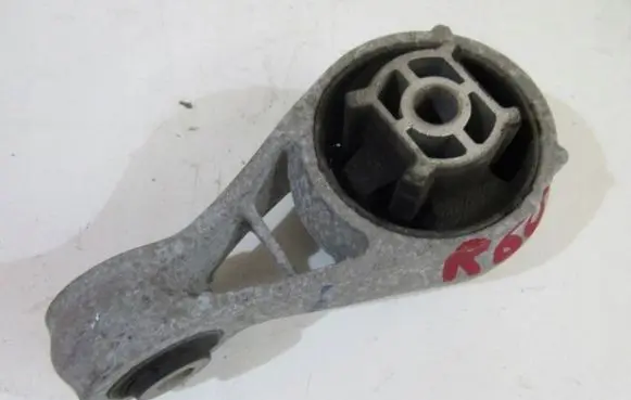 Mini Cooper Countryman R60 Engine mount bracket