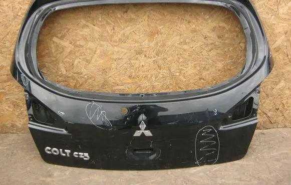 Mitsubishi Colt Tailgate/trunk/boot lid