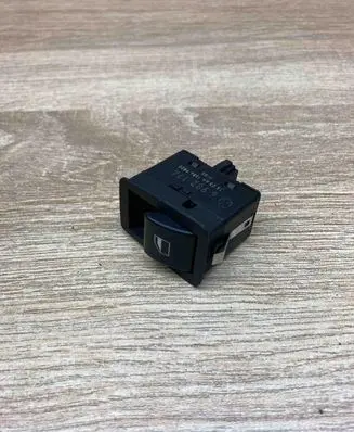 BMW 3 E46 Electric window control switch 6902174