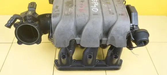 Audi A6 S6 C6 4F Intake manifold 06E133151 BDW