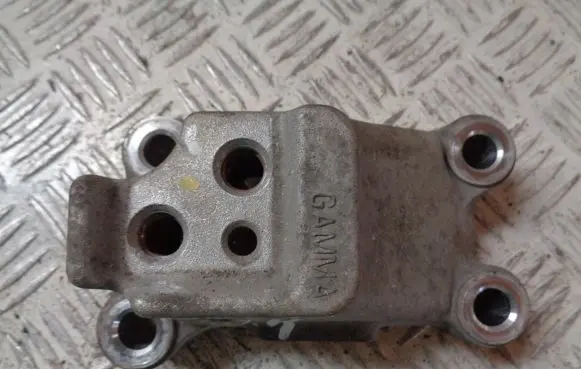 KIA Ceed Gearbox mounting bracket