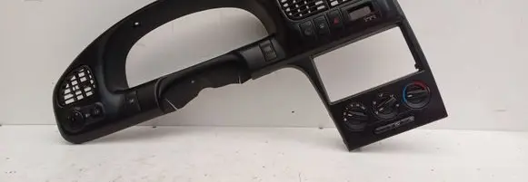 KIA Sephia Dashboard center trim panel 