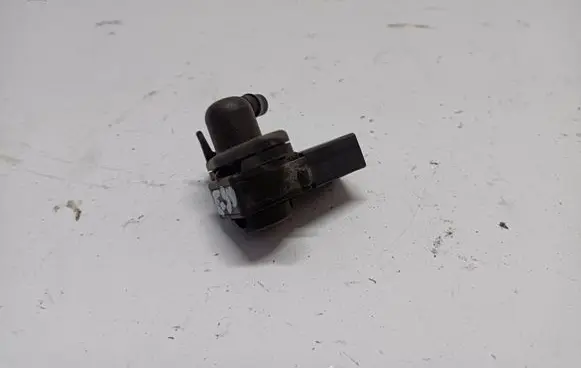 BMW 3 E90 E91 Air pressure sensor 7566784 211107