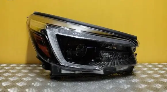Subaru Forester SK Headlight/headlamp SUBARU-FORESTER 1562