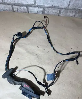 BMW 1 E81 E87 Front door wiring loom 6928658 11107811 ENF04T