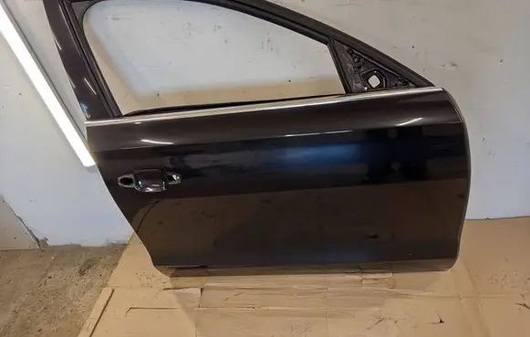 Audi A8 S8 D4 4H Front door 4H0010502EK