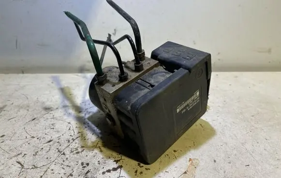 Peugeot 207 ABS Pump 9662295680 10096011823 8SG6L02A5Z