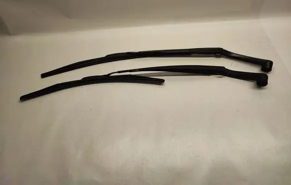 Dodge Charger Windshield/front glass wiper blade 7C7962