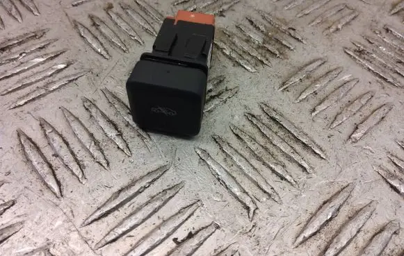 Opel Grandland X Alarm switch yp00033677