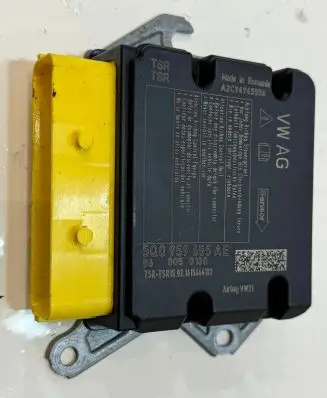 Skoda Superb B8 (3V) Airbag control unit/module