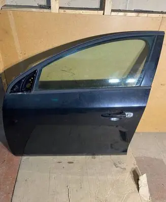 Volvo V60 Front door