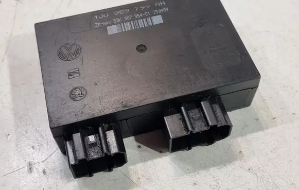 Volkswagen PASSAT B5 Comfort/convenience module 1J0959799AH