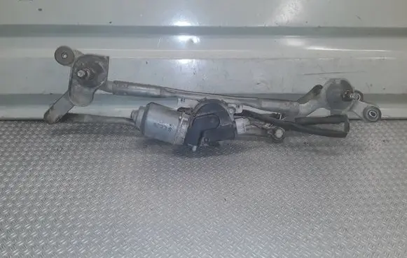 Mazda 5 Front wiper linkage and motor 1593000600