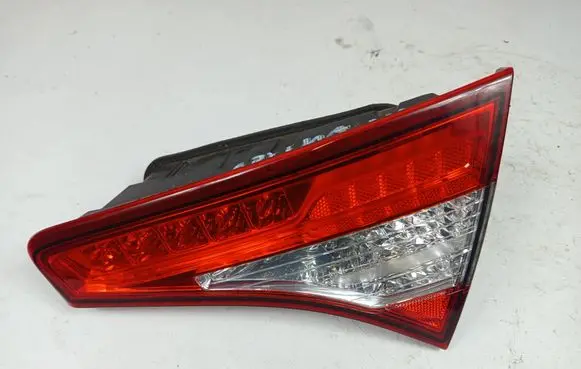KIA Optima Tailgate rear/tail lights 92404-2T1