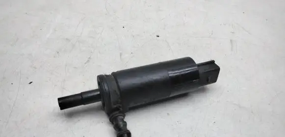 BMW 5 E39 Headlight washer pump 8377613