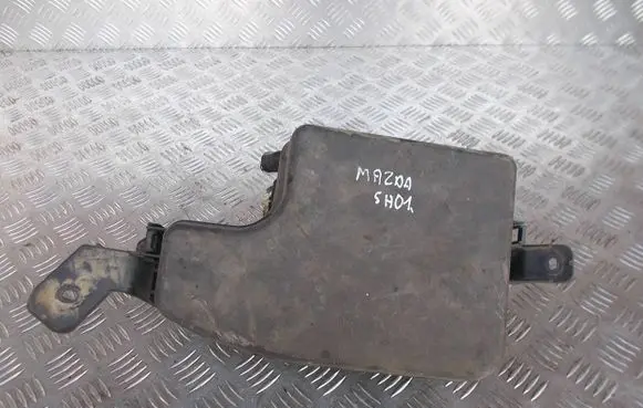 Mazda 3 III Fuse box set KD45675X0C 140047945601 BHR167S99