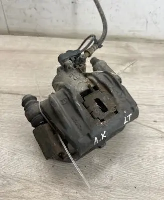 Volkswagen II LT Rear brake caliper