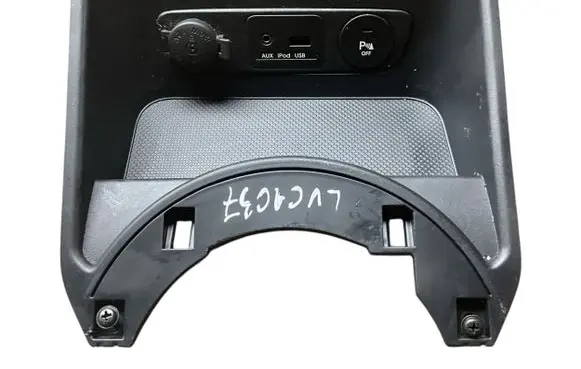 KIA Sportage Dashboard storage box/compartment 846303U840WK