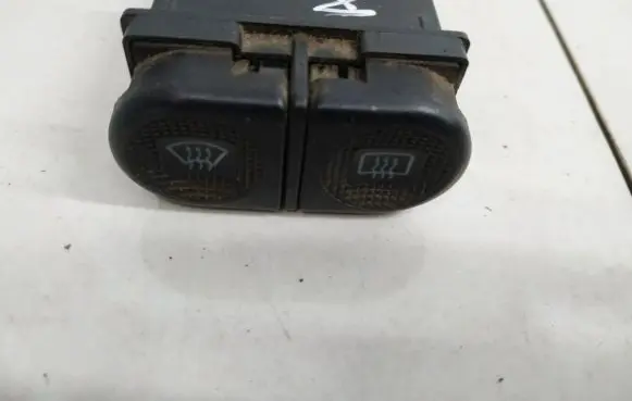 Volkswagen Sharan Windscreen/window heater switch