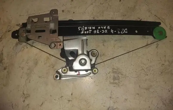 Volvo XC70 Rear door window regulator motor 119971XXX