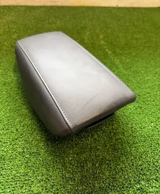 KIA Niro Armrest
