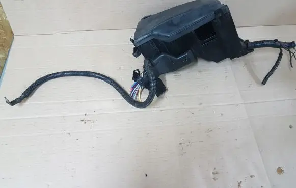 Ford Mondeo MK IV Fuse module