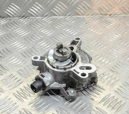 Volvo V60 Vacuum pump 31316688