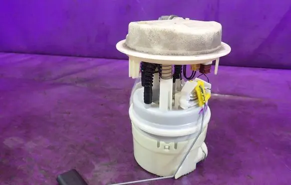 Peugeot 206 CC In-tank fuel pump