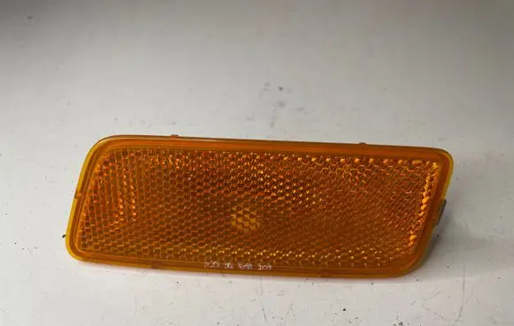 Volkswagen Golf VI Front reflector 5K0945071 2052300
