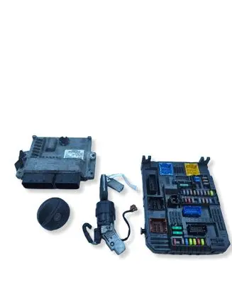 Peugeot Expert Engine ECU kit and lock set 9809447980 9819213980 28528899