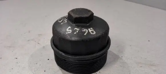 Audi A6 S6 C5 4B Oil filter cover 353102008