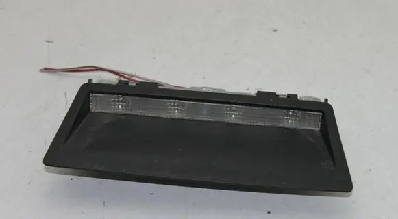 Subaru Legacy Third/center stoplight 27820088