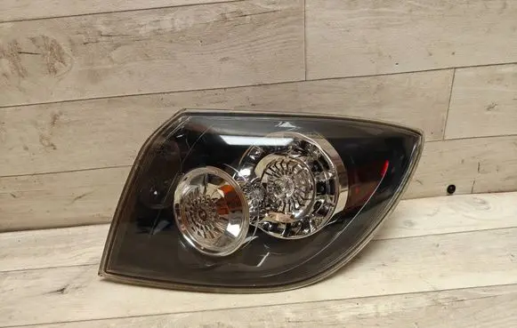 Mazda 3 II Rear/tail lights P3805