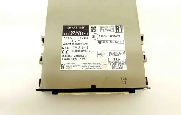 Toyota RAV 4 (XA40) Keyless (KESSY) go control unit/module 2325007383 8999042070