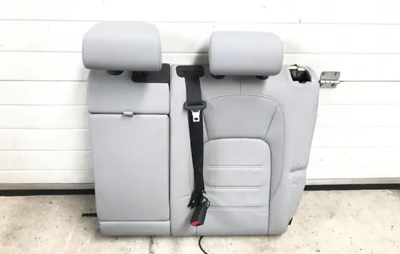 Jaguar E-Pace Second row seats J9C3613B91AD