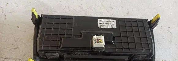 Toyota Auris 150 Climate control unit 5590002220B