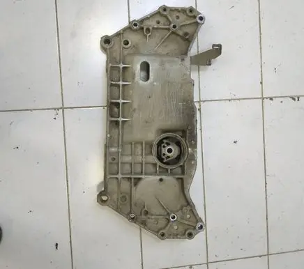 Volkswagen Caddy Front subframe 1K0199369G