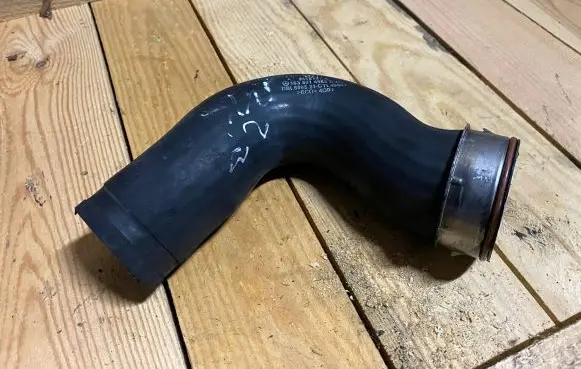 Mercedes-Benz ML W163 Intercooler hose/pipe a1635014582 1635014582