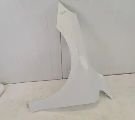 Volvo V40 Fender B2322