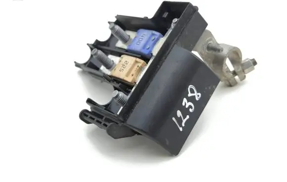 Volkswagen Golf VIII Battery relay fuse 5WA937548C 220222 B00097824