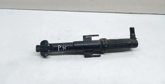 Headlight washer spray nozzle
