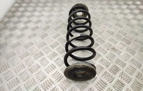 Skoda Superb B6 (3T) Rear coil spring