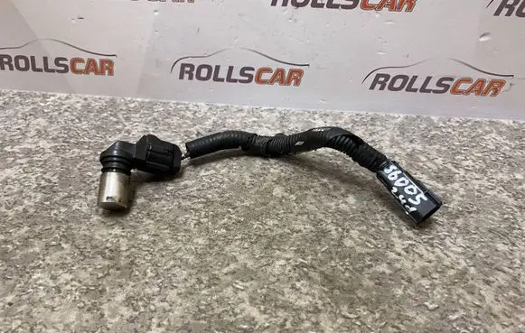 Volvo S60 Crankshaft position sensor 30713485 0296001211