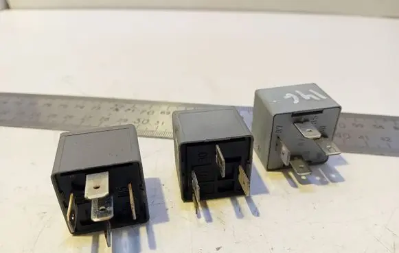 Volkswagen Sharan Other relay 1J0927841 1J0906381A