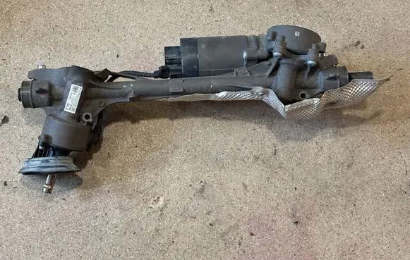 Volkswagen Golf VIII Steering rack 5WB42303AN